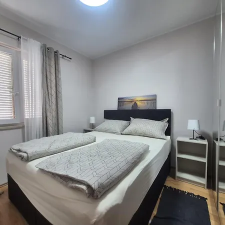 La Casa Enna شقة Barbat na Rabu